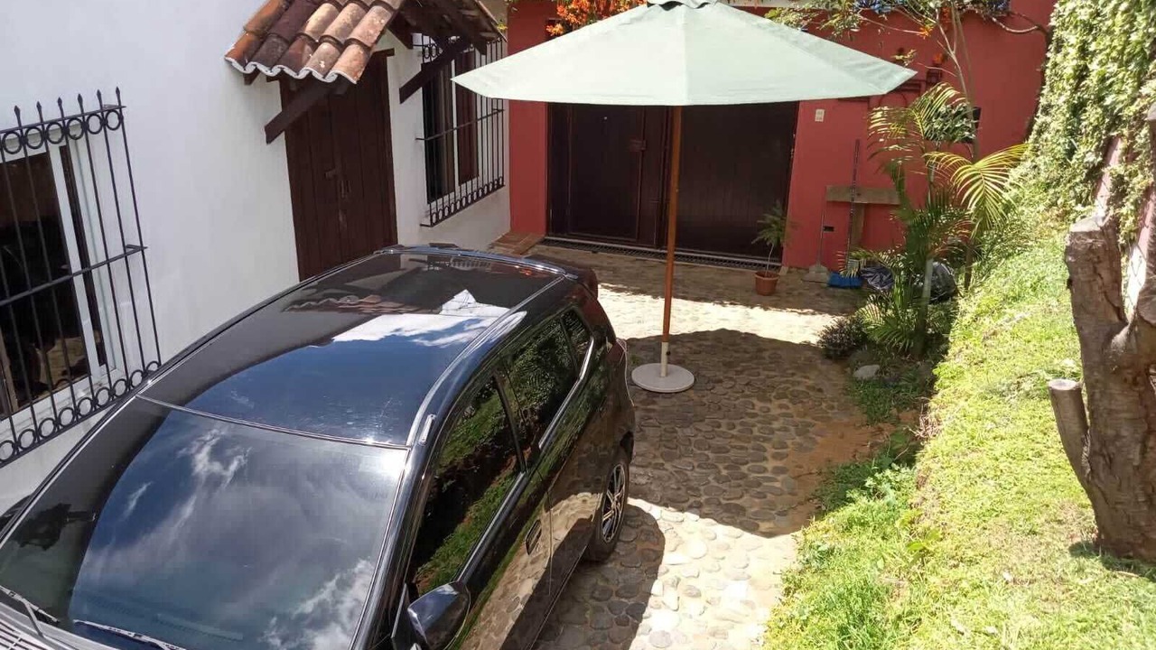 Photo of Outdoor in San Lucas Sacatepequez