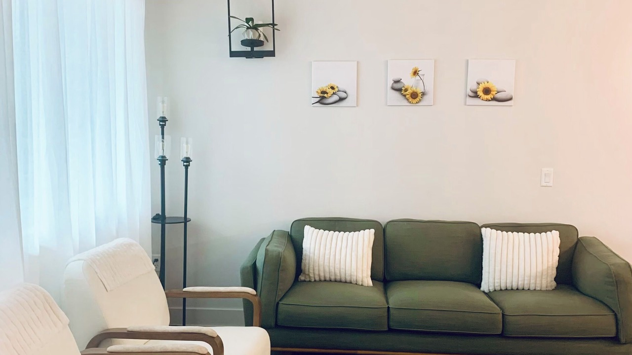 Photo of Livingroom in Encanto