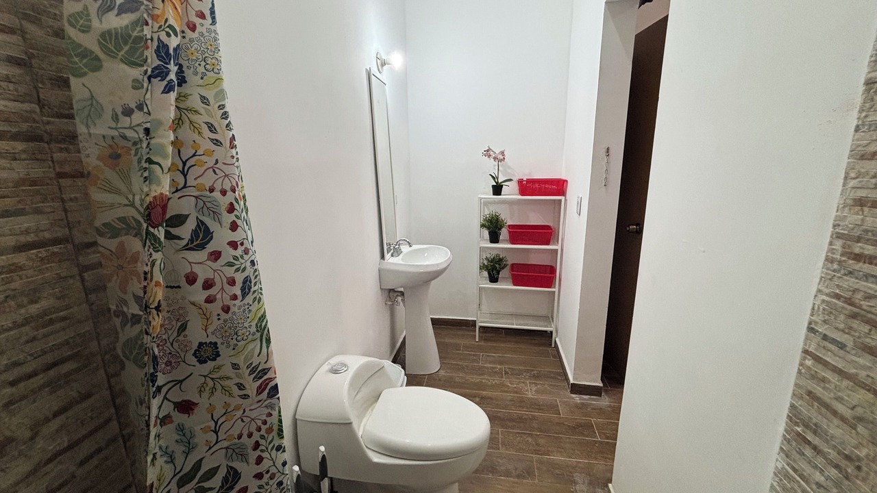 Photo of Bathroom in San Antonio de Las Alazanas