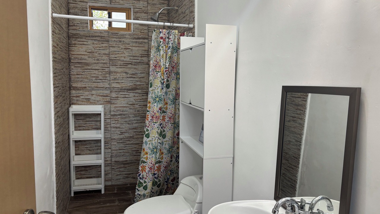 Photo of Bathroom in San Antonio de Las Alazanas