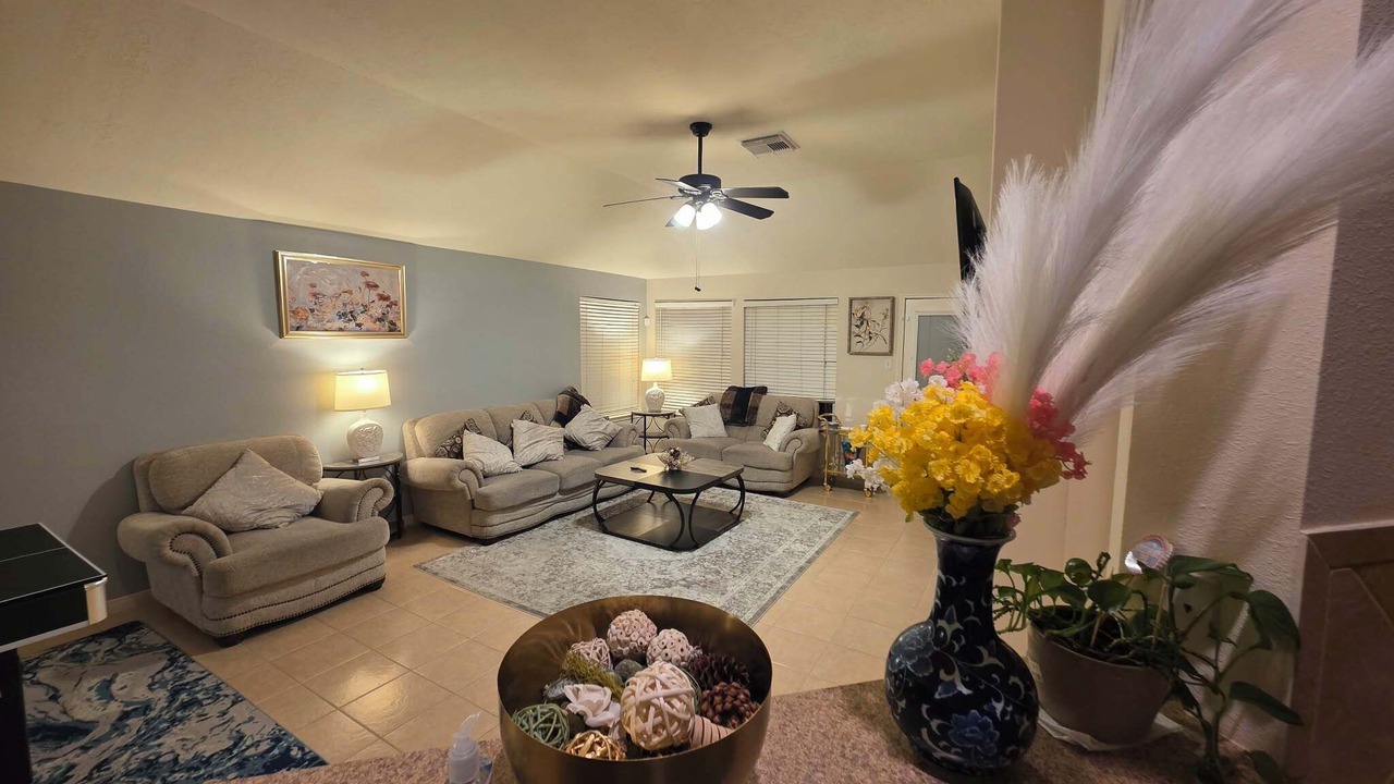 Photo of Livingroom in Falcon Ranch