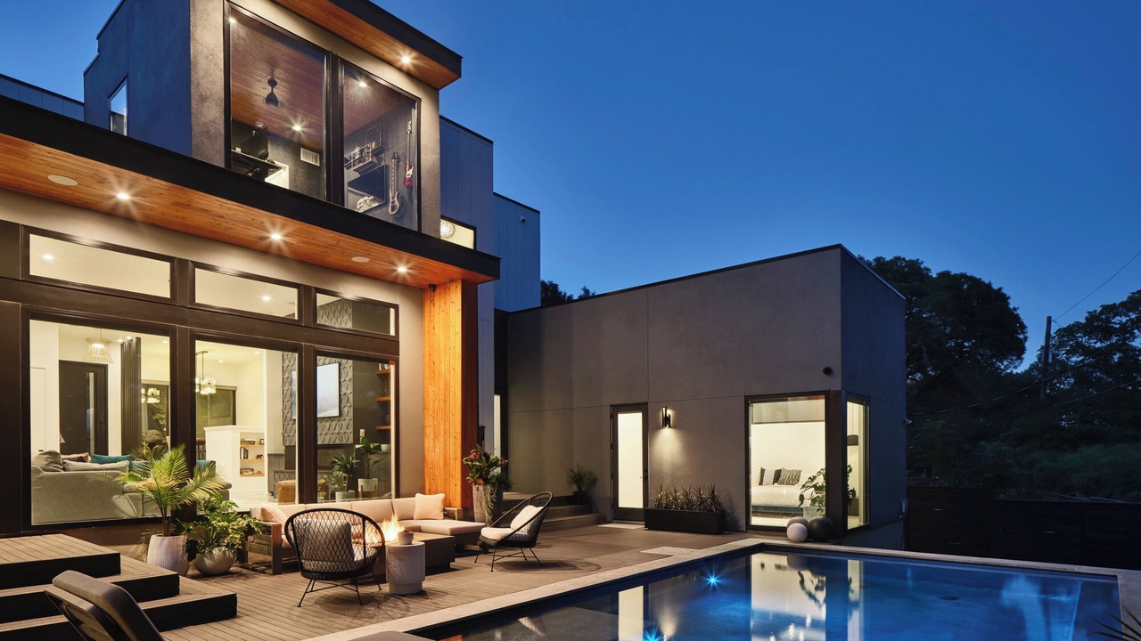 Photo of Outdoor in Barton Hills