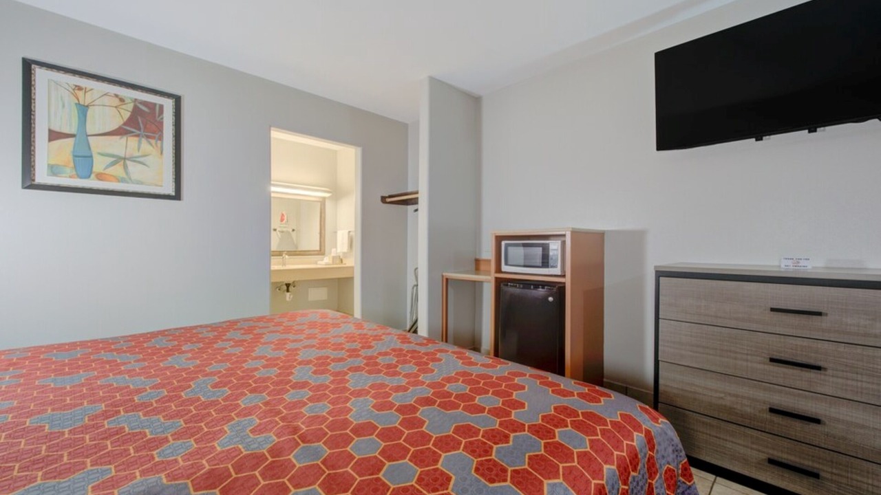 Photo of Bedroom in Weslaco