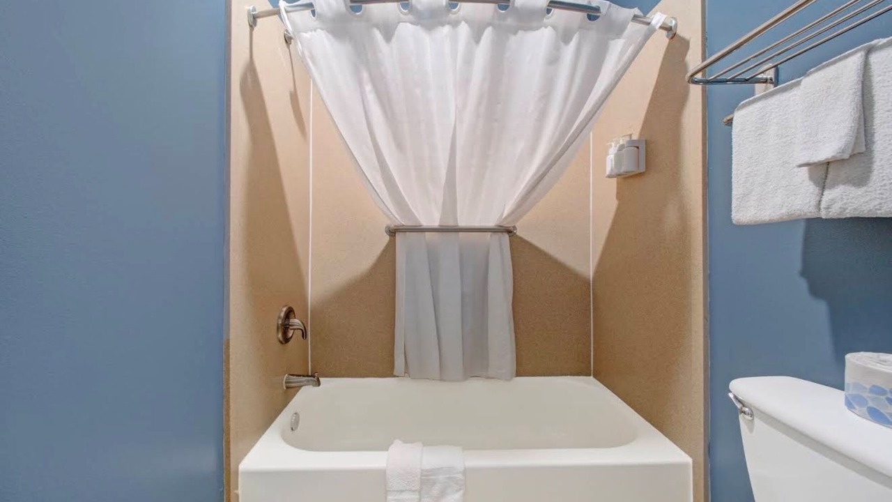 Photo of Bathroom in Weslaco