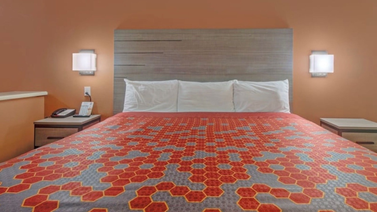 Photo of Bedroom in Weslaco