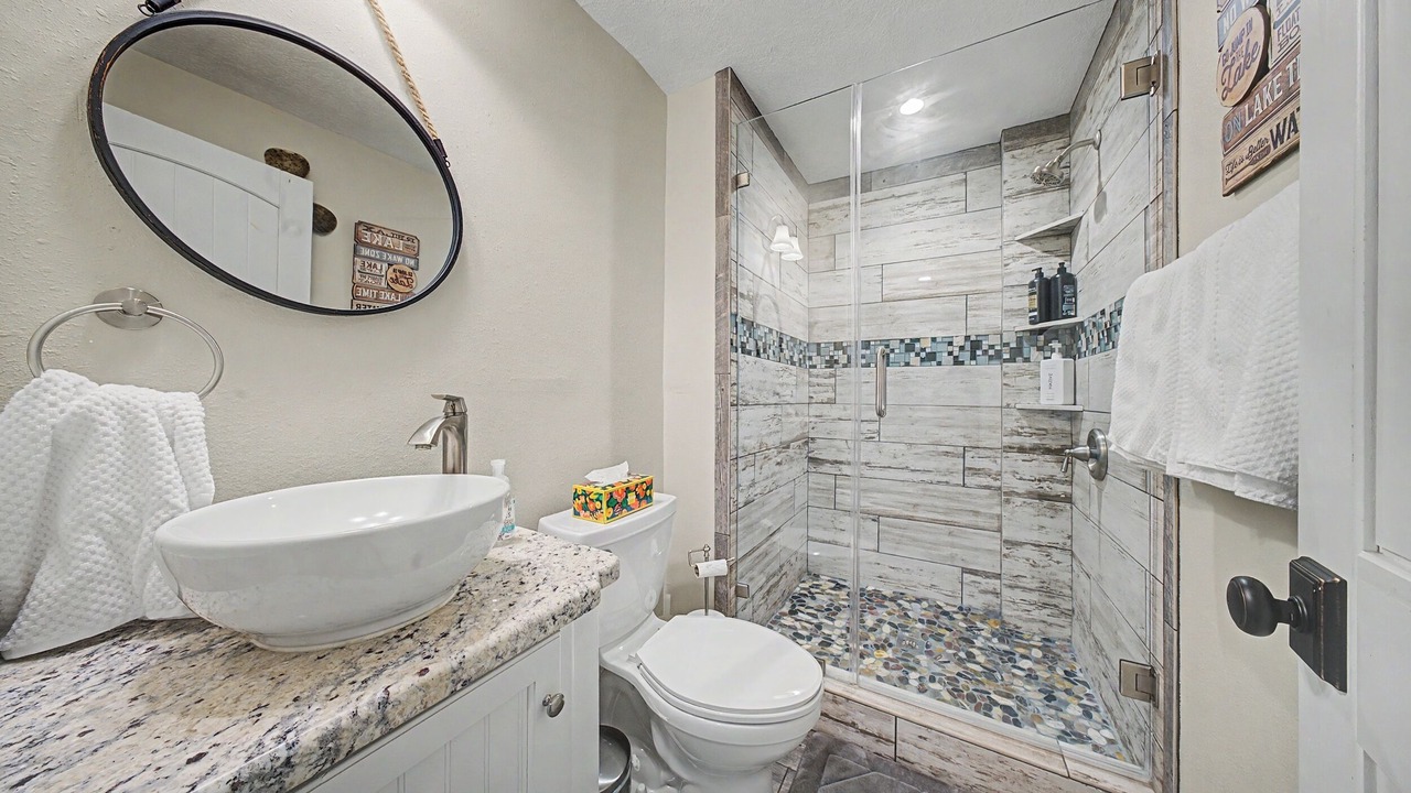 Photo of Bathroom in Brookeland