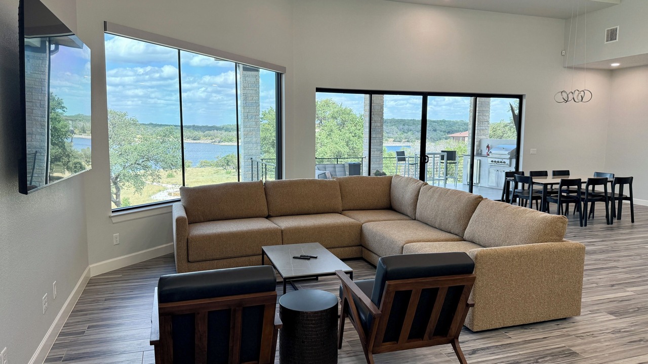 Photo of Livingroom in Highland Lake Estates