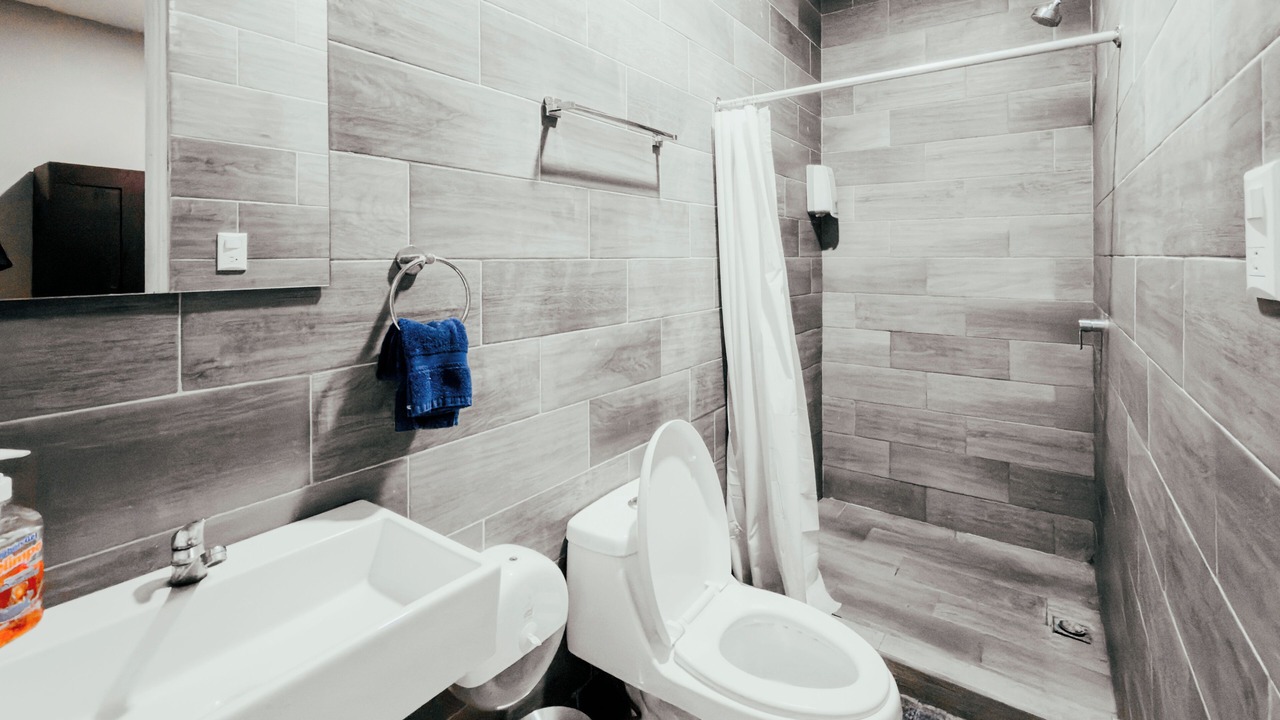 Photo of Bathroom in Guatemala City Historical District