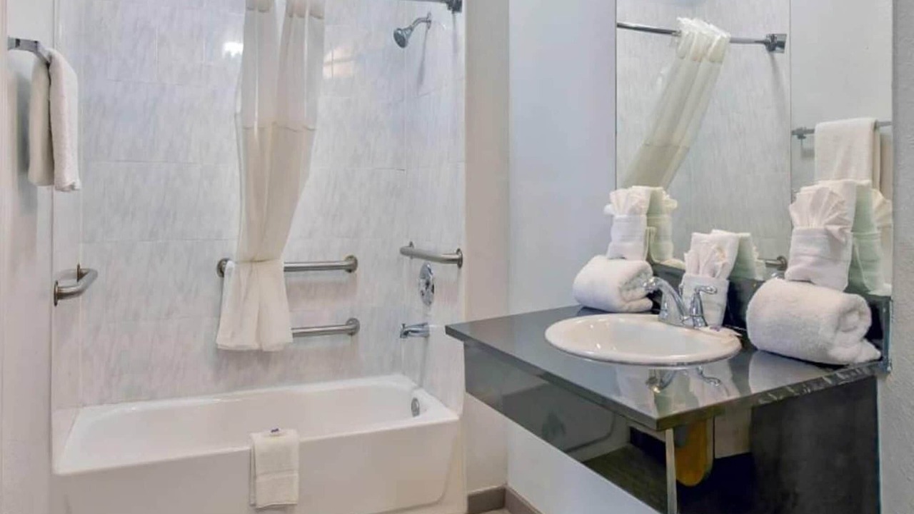 Photo of Bathroom in North San Antonio - SAT