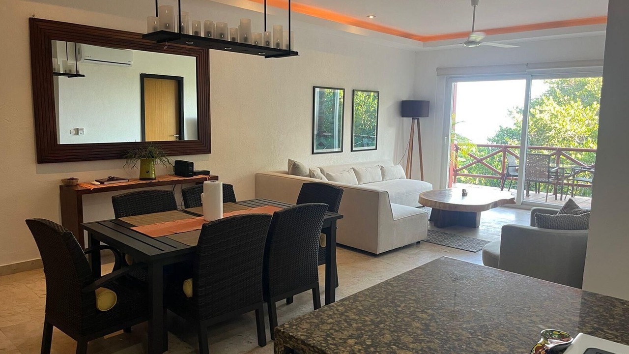 Photo of Livingroom in North End