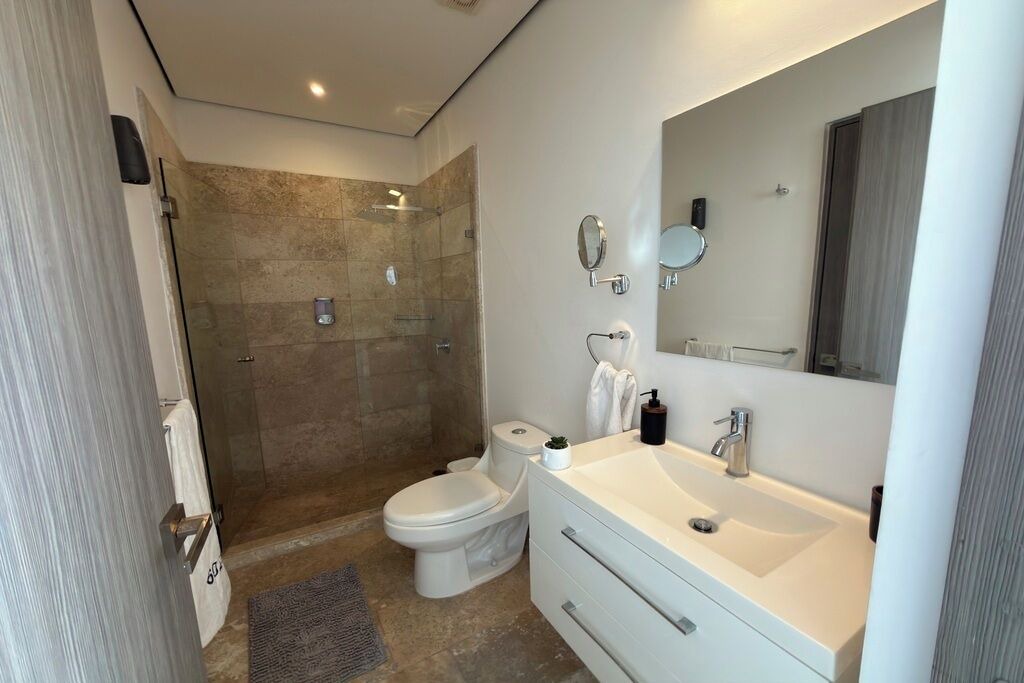 Photo of Bathroom in Costera Acapulco