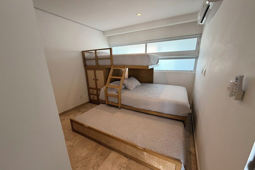 Photo of Bedroom in Costera Acapulco