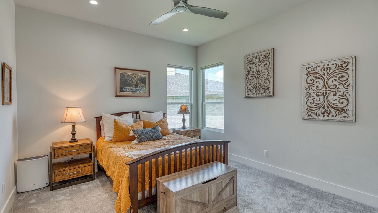Photo of Bedroom in Highland Lake Estates