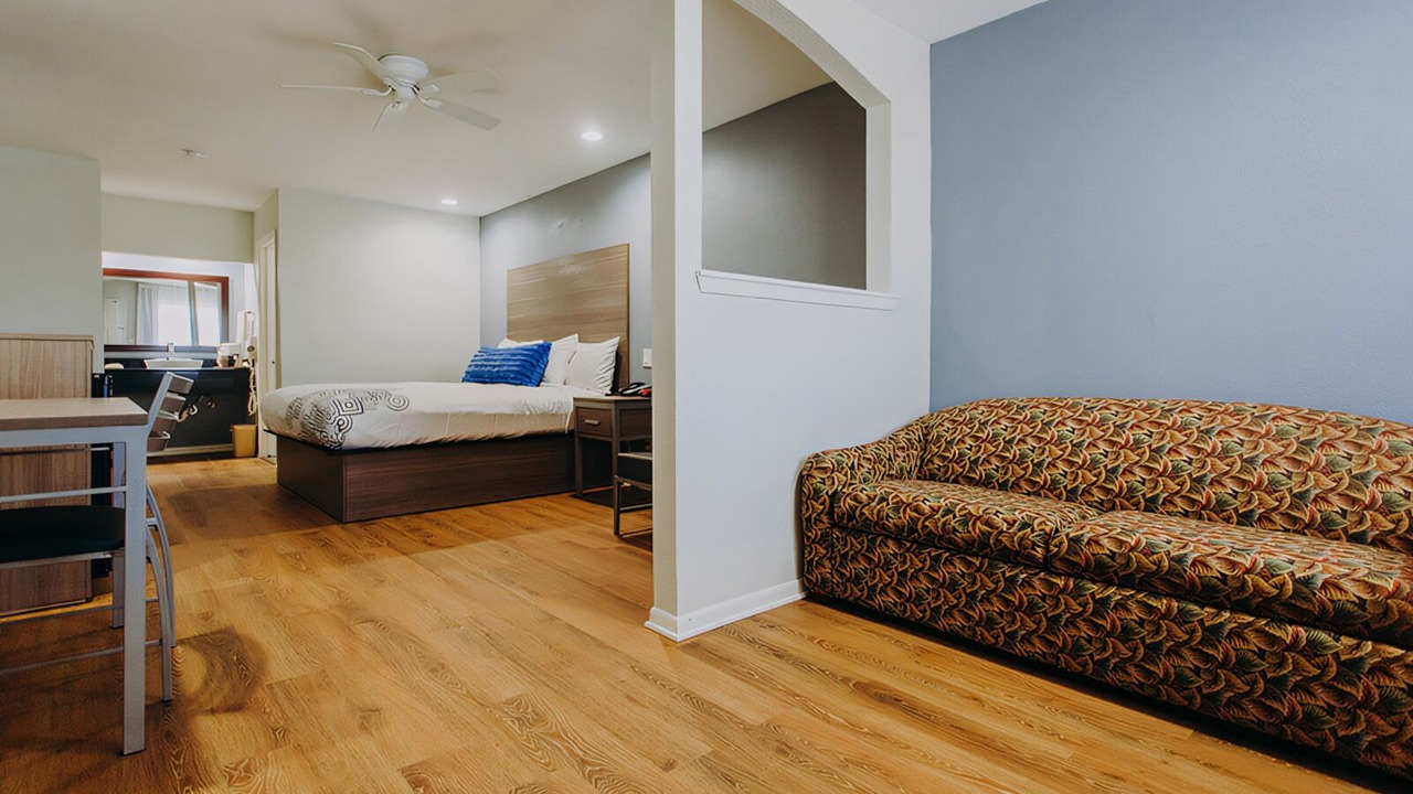 Photo of Livingroom in Clear Lake Shores