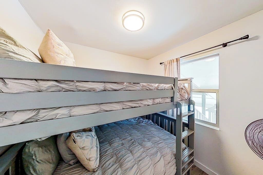 Photo of Bedroom in Horseshoe Bay