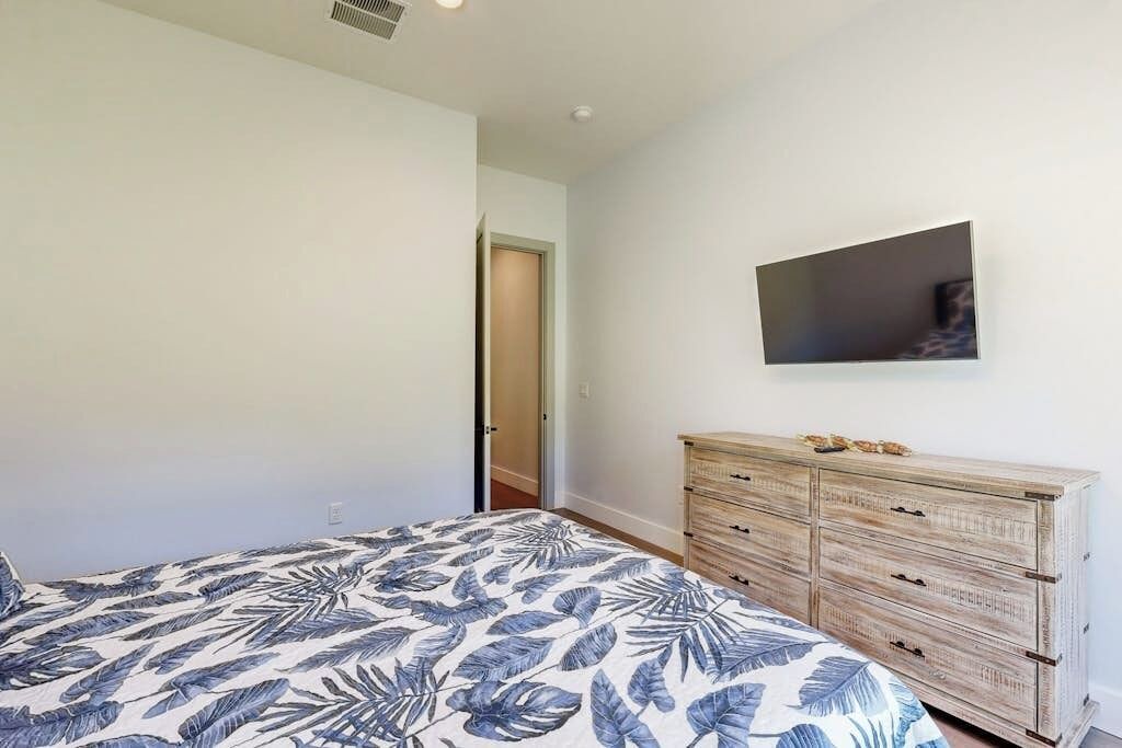 Photo of Bedroom in Horseshoe Bay West