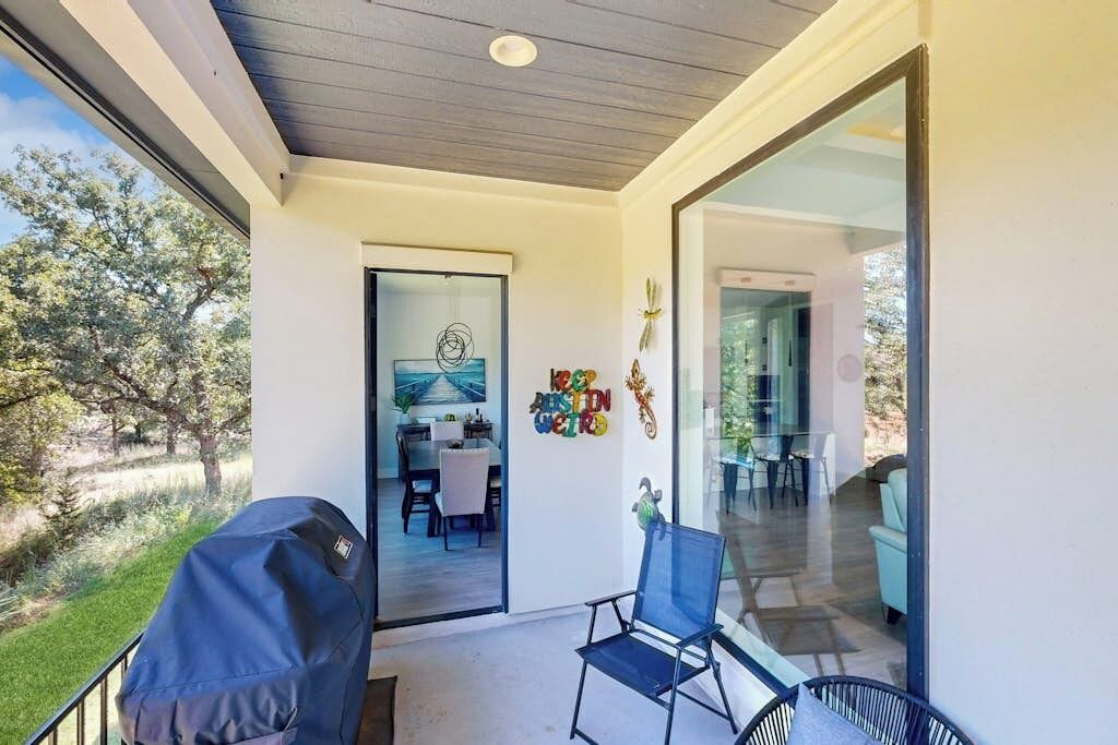 Photo of Outdoor in Horseshoe Bay West