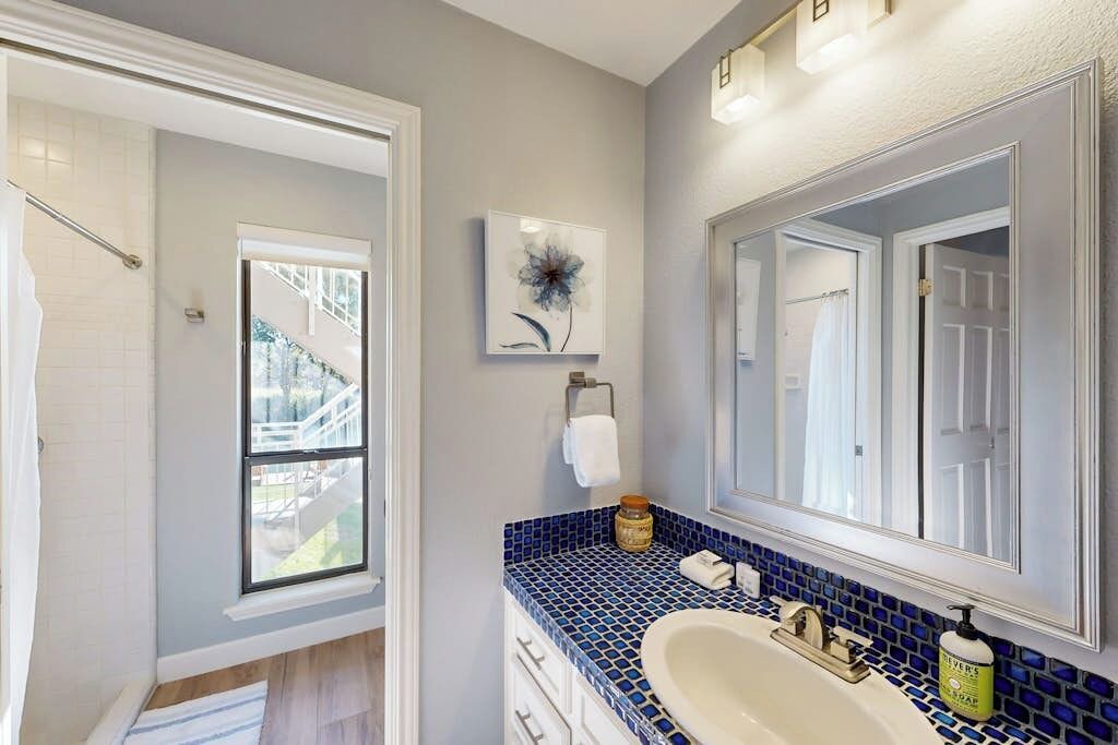 Photo of Bathroom in Horseshoe Bay