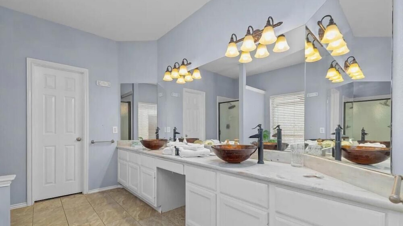Photo of Bathroom in Stone Oak