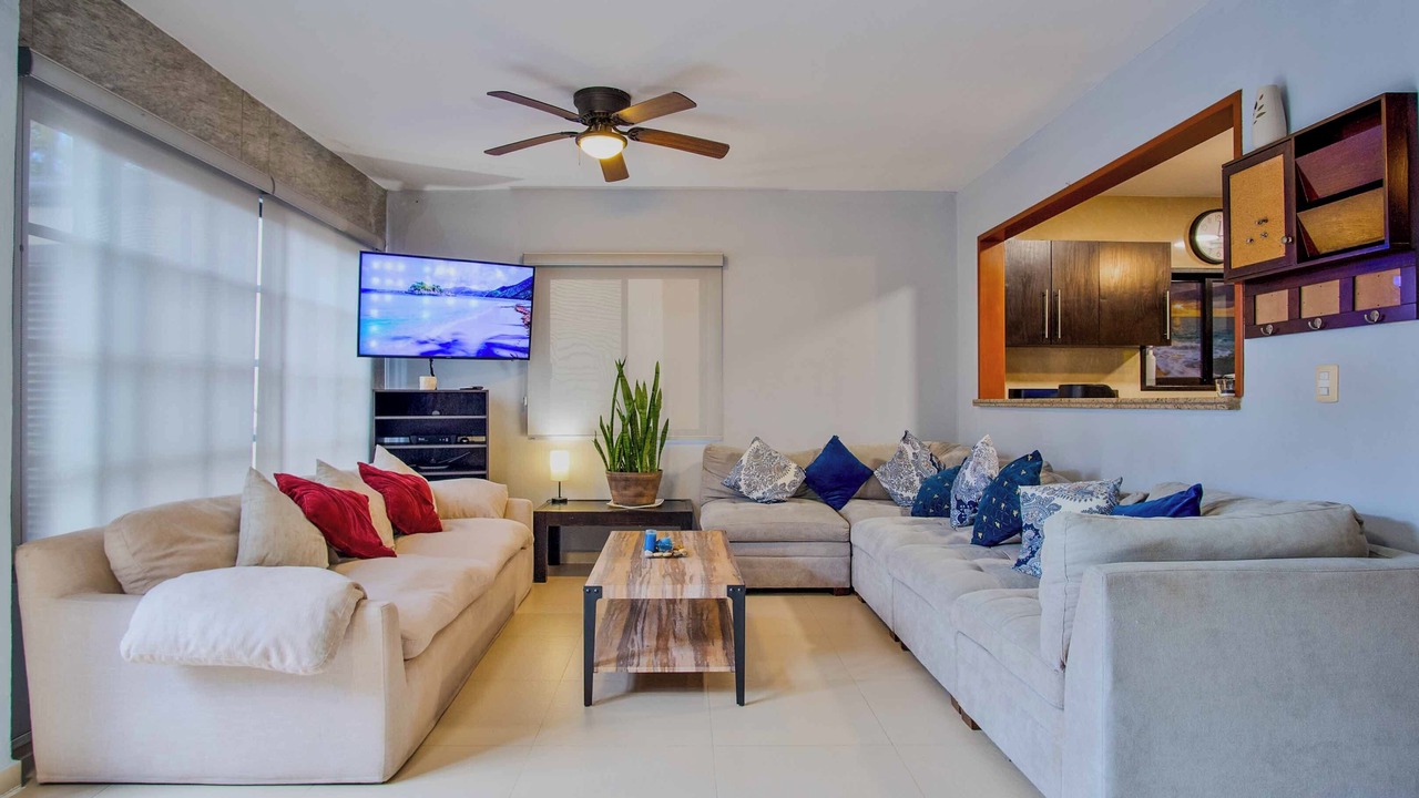Photo of Livingroom in S.M. 57