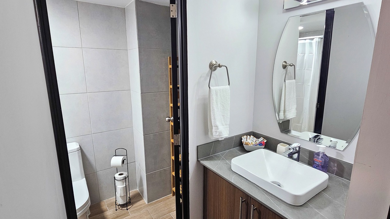 Photo of Bathroom in Guatemala City