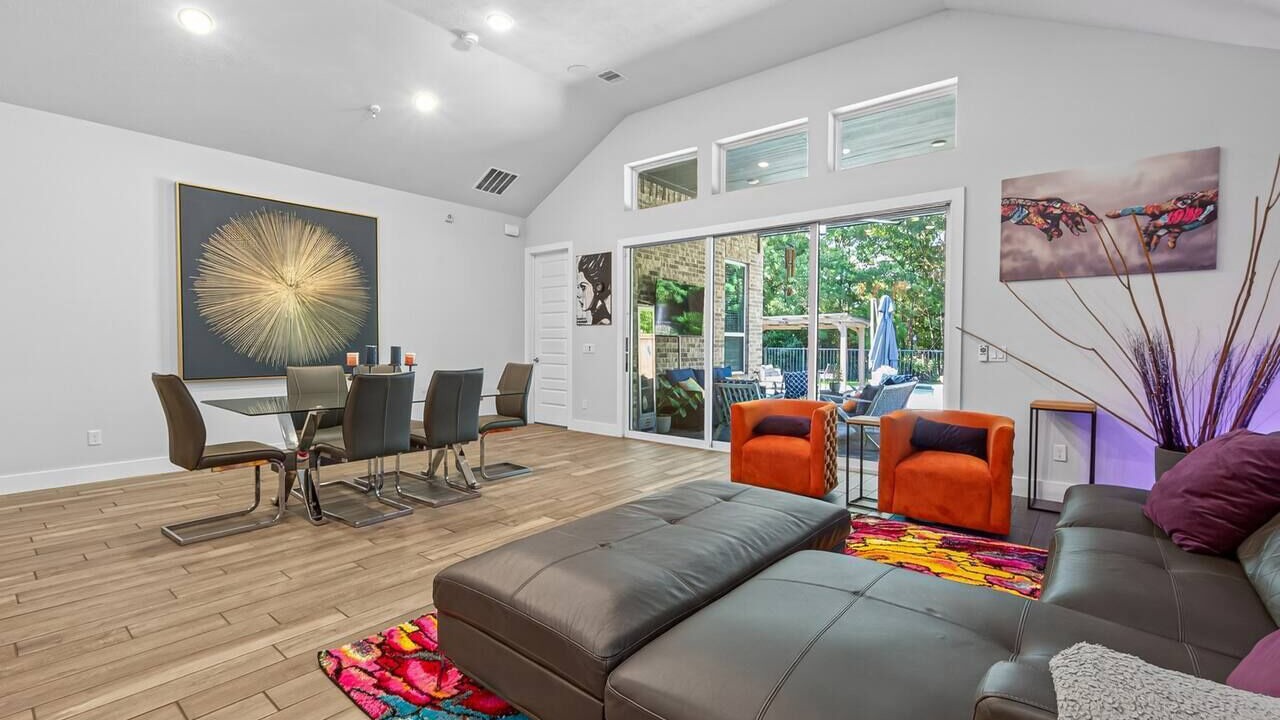Photo of Livingroom in Atascocita
