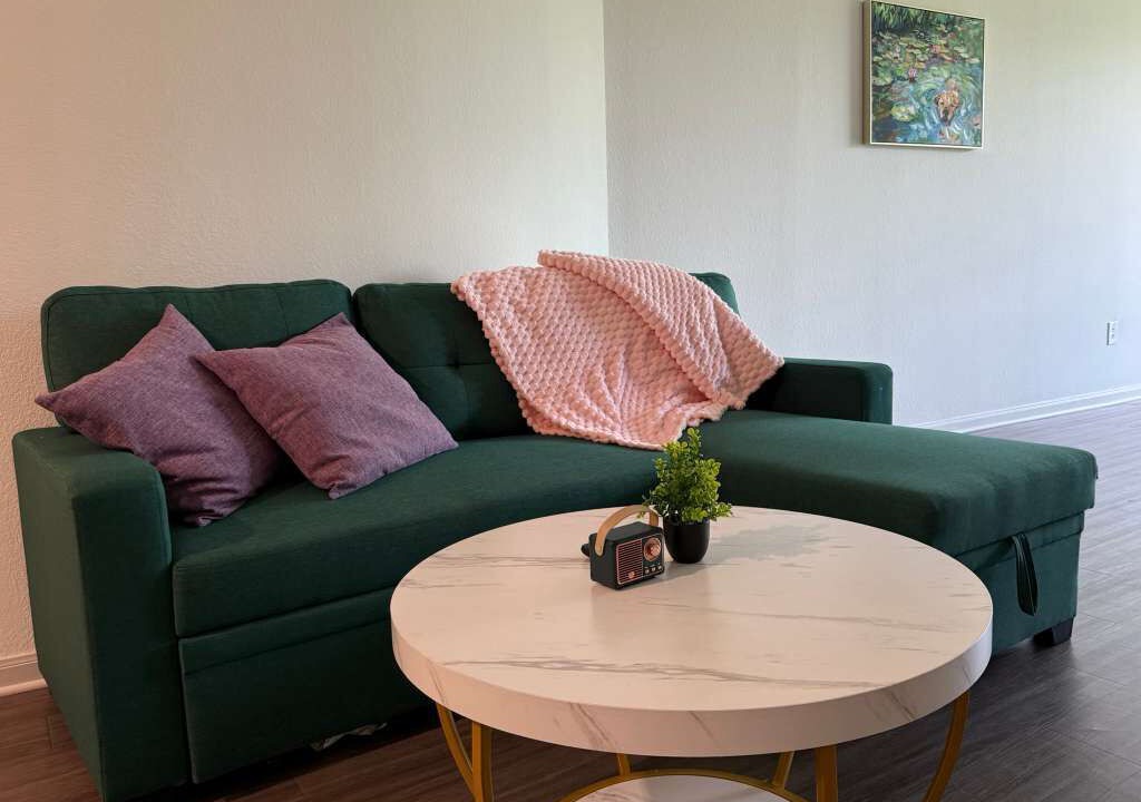 Photo of Livingroom in North Burnet