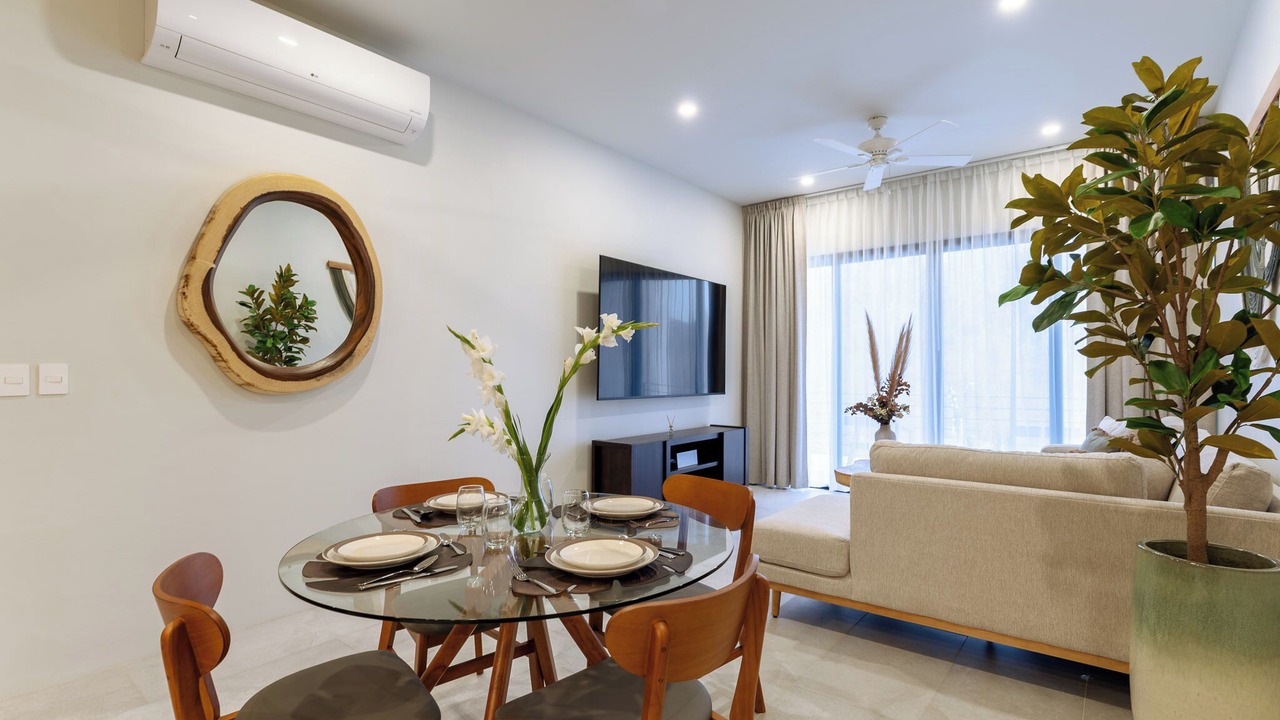 Photo of Livingroom in L