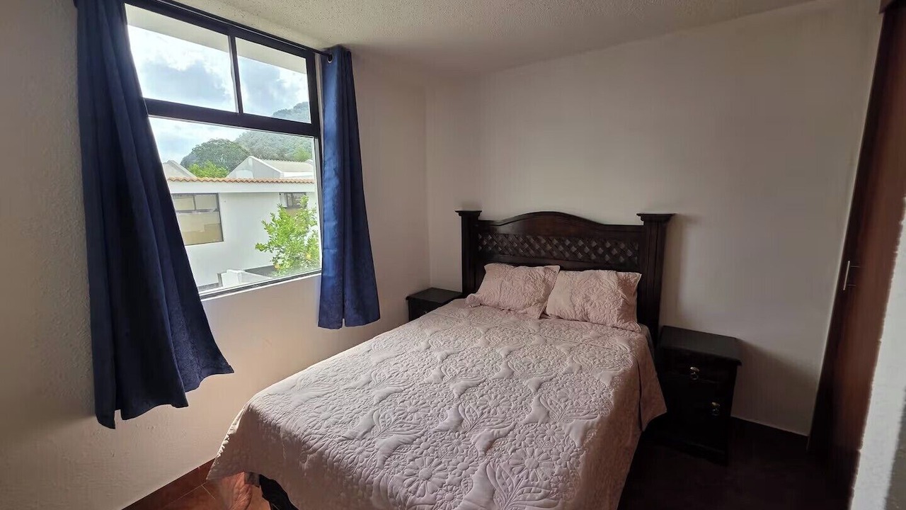 Photo of Bedroom in Santa Lucia Milpas Altas