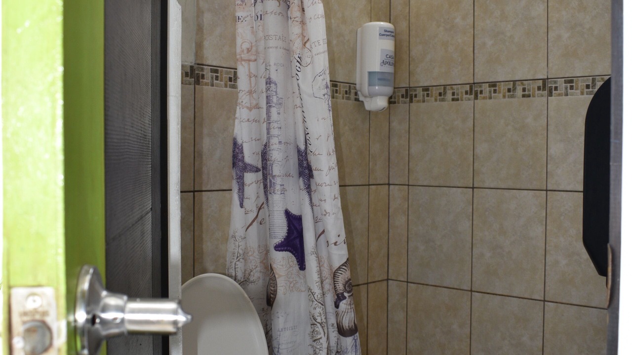 Photo of Bathroom in El Paredon
