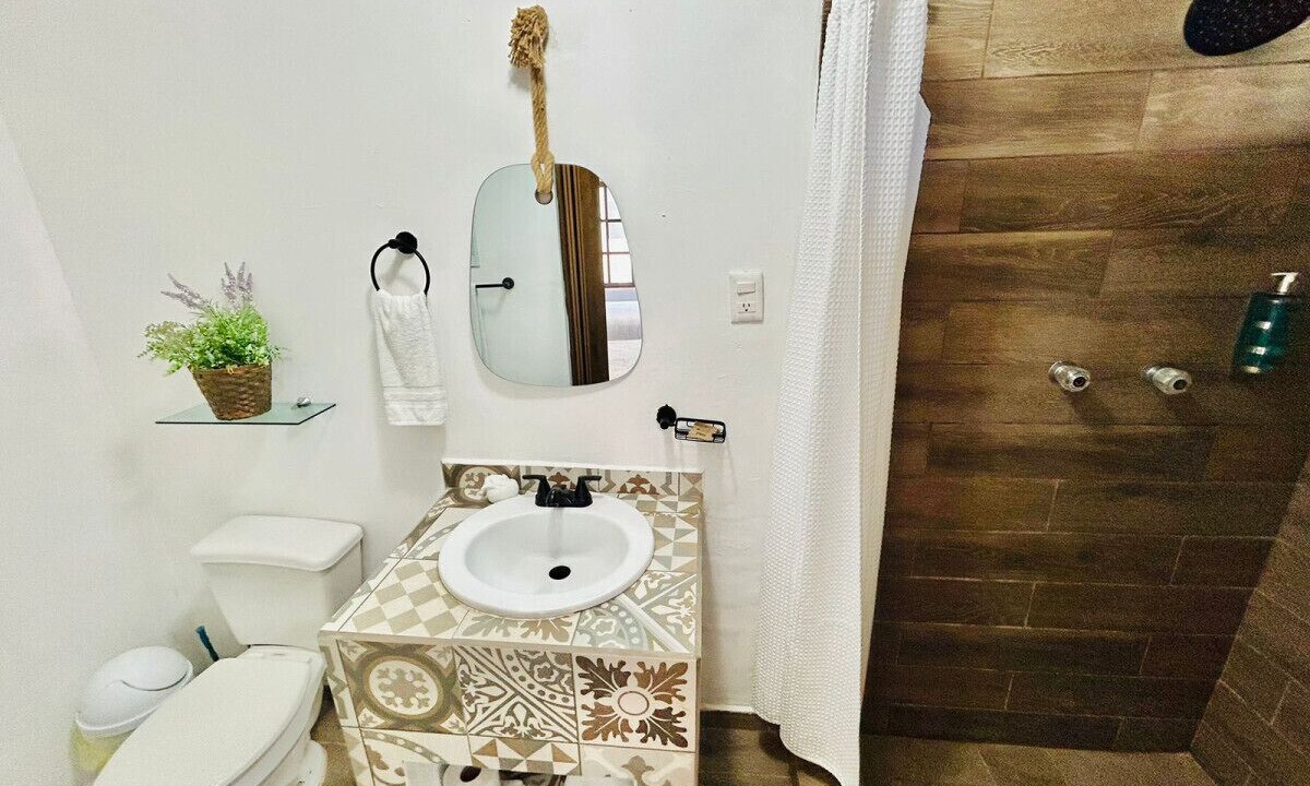 Photo of Bathroom in Elota