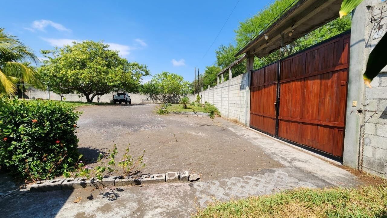 Photo of Outdoor in El Hawaii