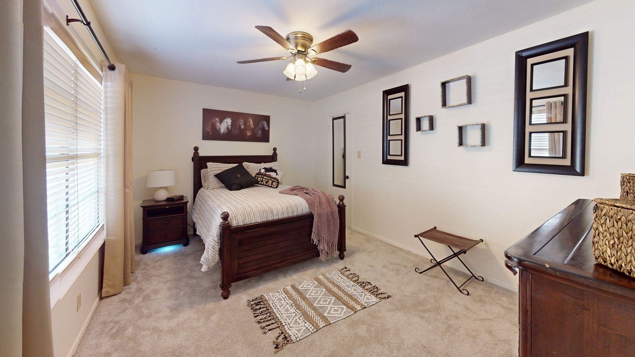 Photo of Bedroom in Midland