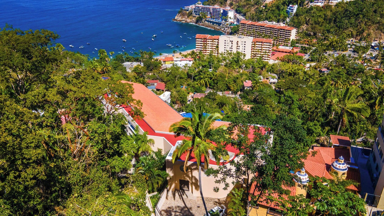 Photo of Outdoor in South Shore Hotel Area