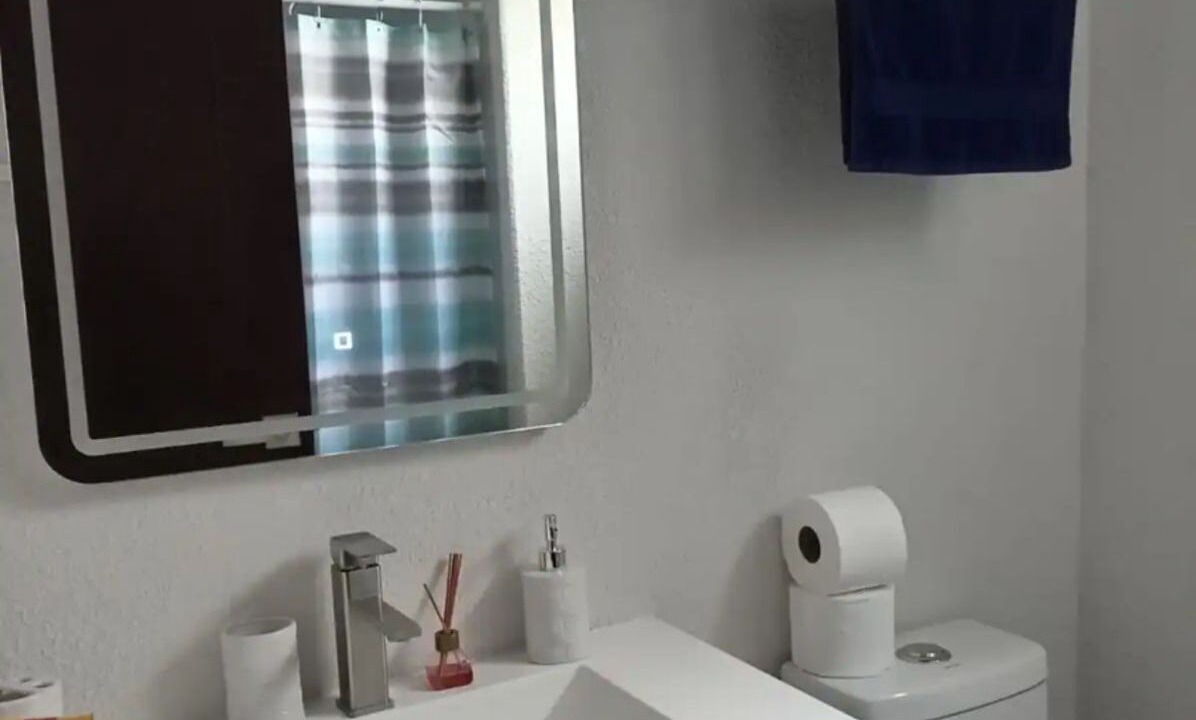 Photo of Bathroom in Zona 16