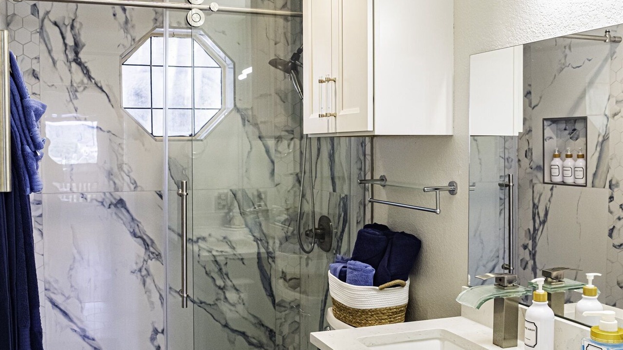Photo of Bathroom in Highland Lake Estates