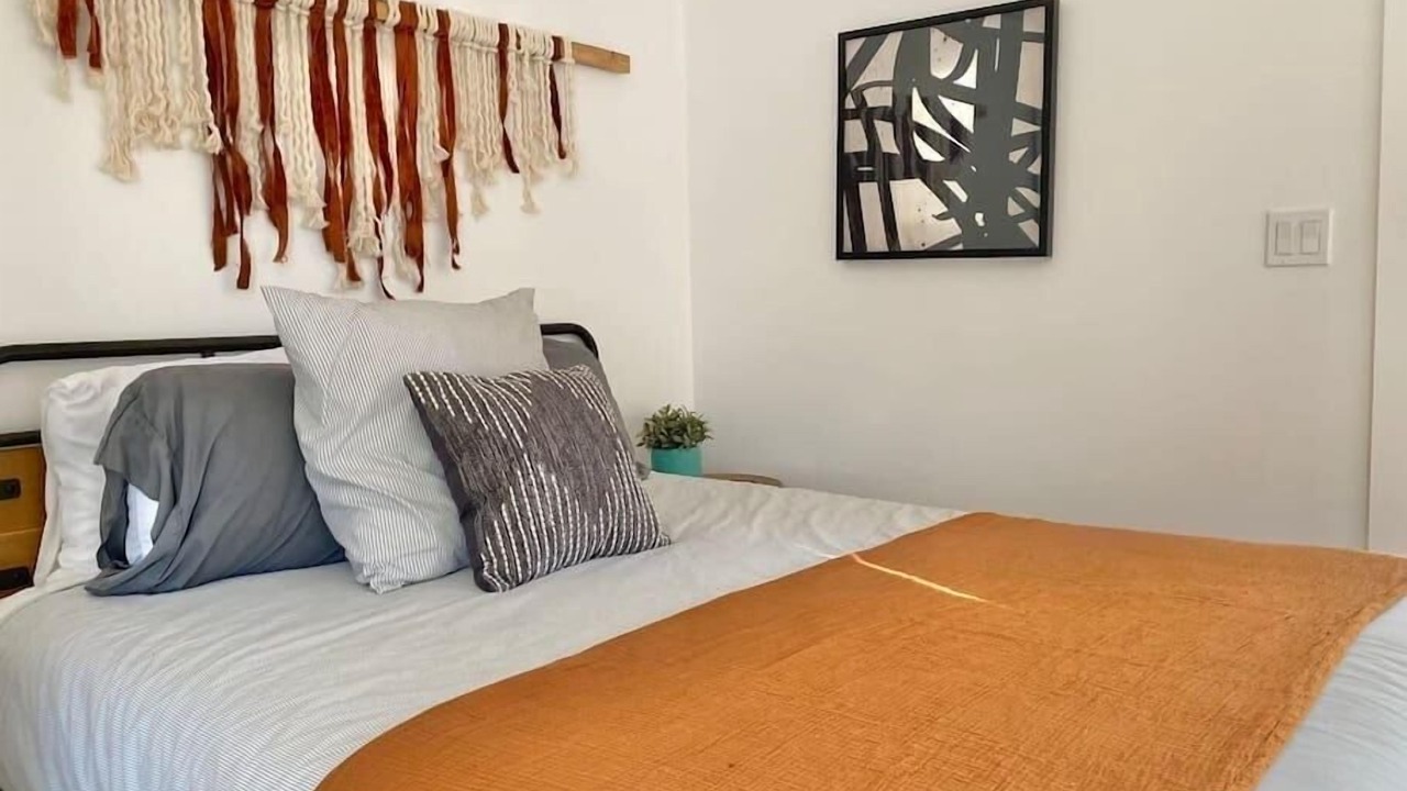 Photo of Bedroom in Blackshear-Prospect Hill