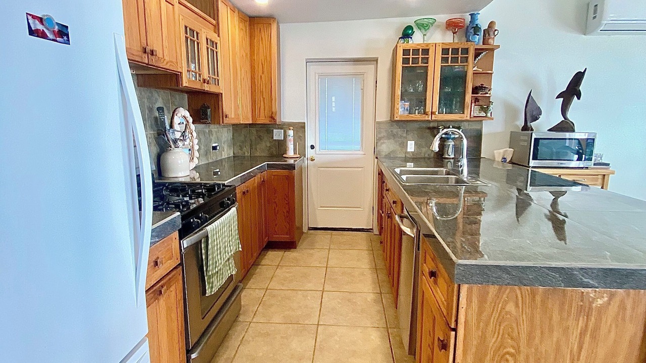 Photo of Kitchen in Sandy Beach
