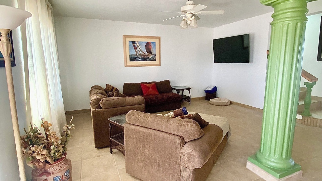 Photo of Livingroom in Sandy Beach