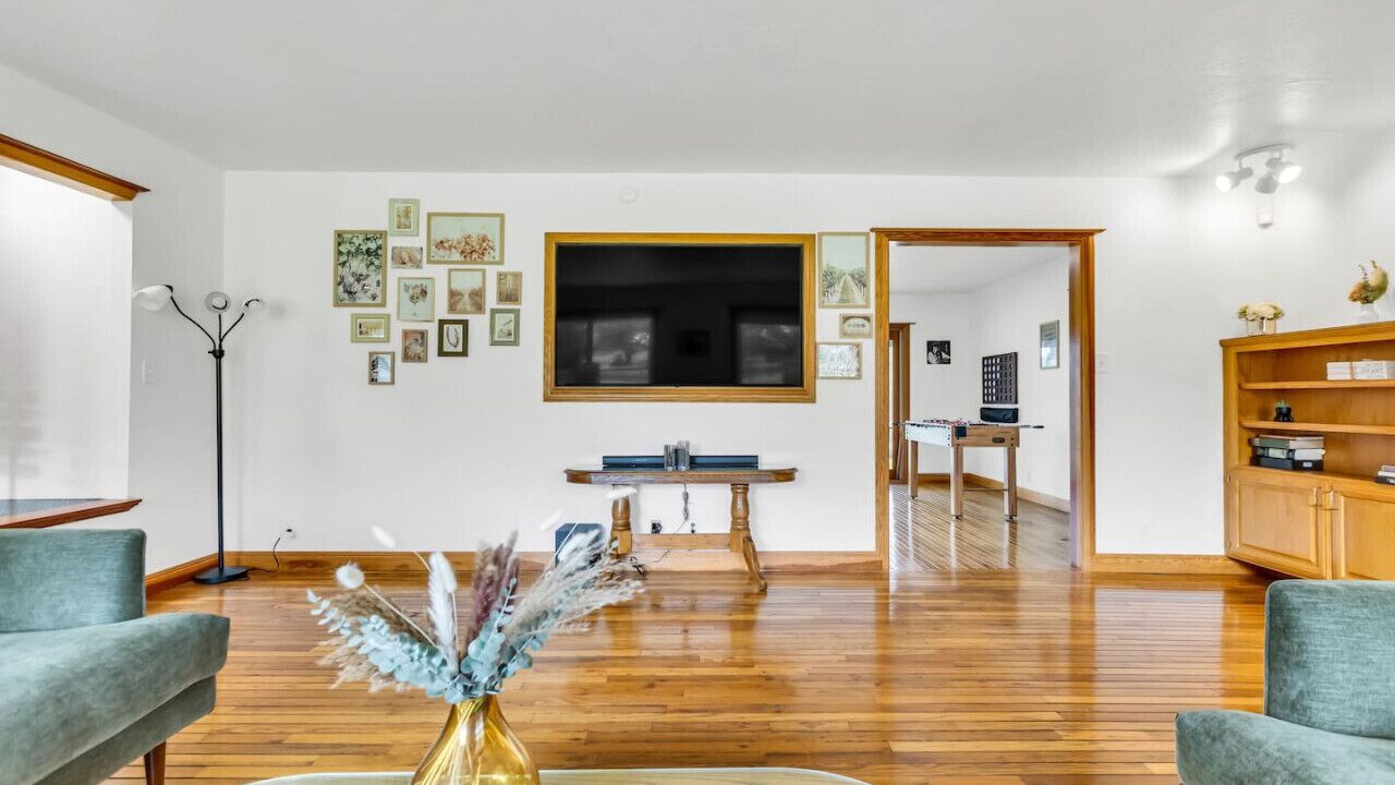 Photo of Livingroom in Shenandoah Valley