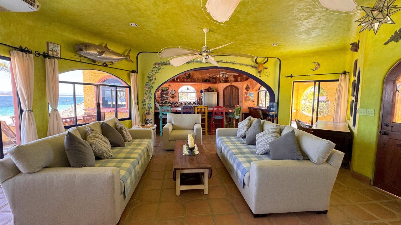 Photo of Livingroom in Los Barriles