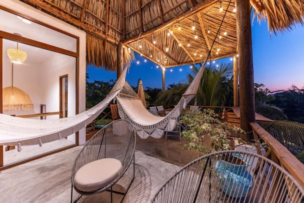 Photo of Patio Balcony in Pacific Coast