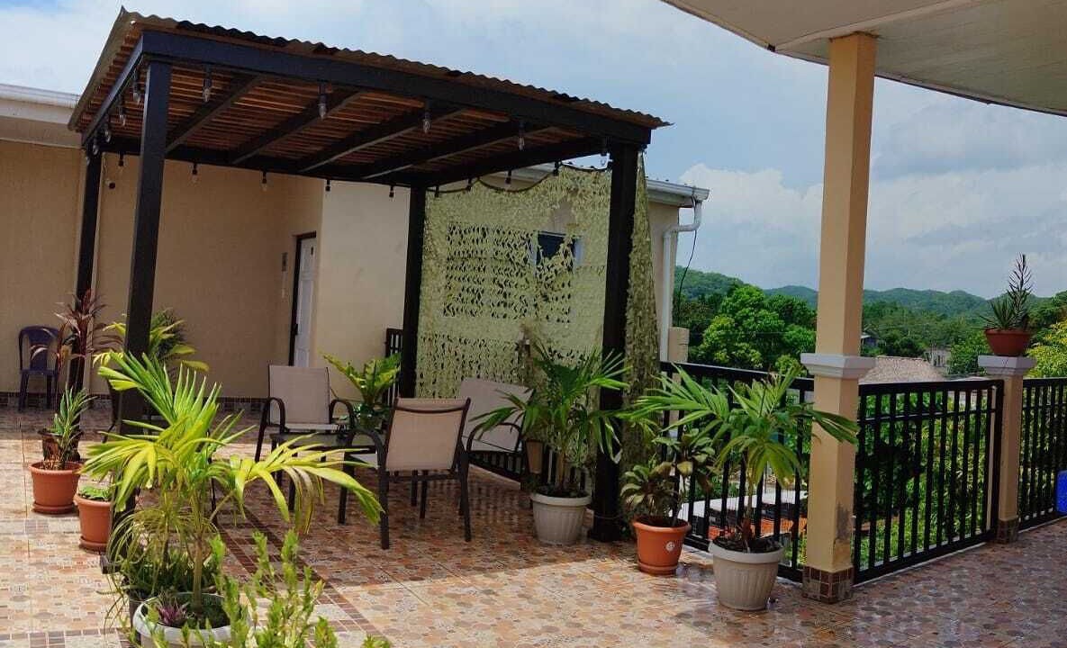 Photo of Patio Balcony in San Benito