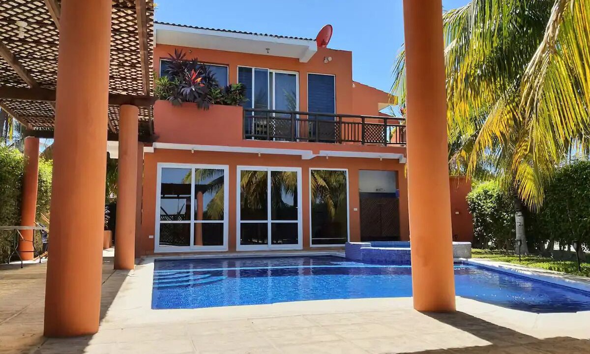 Photo of Outdoor in Zona 1