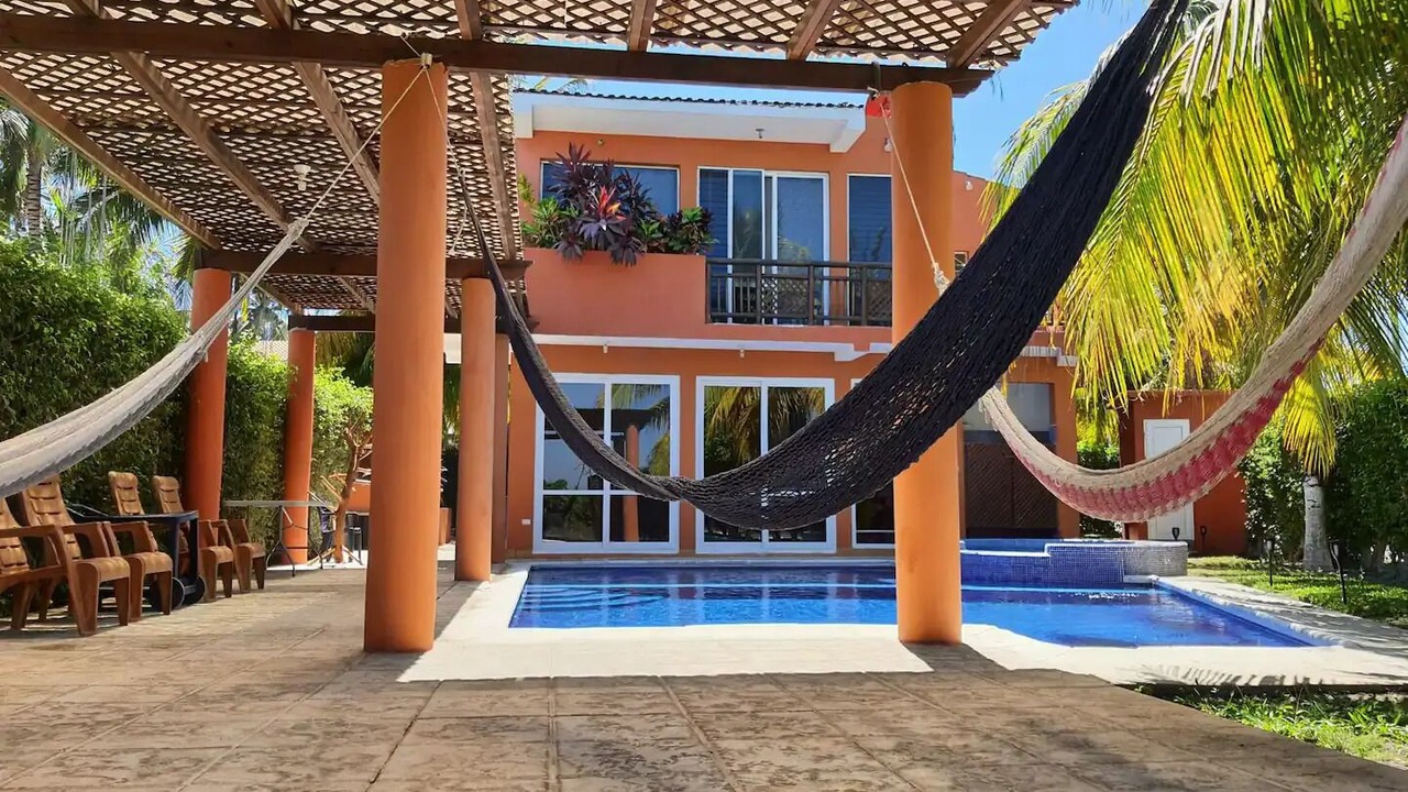 Photo of Outdoor in Zona 1