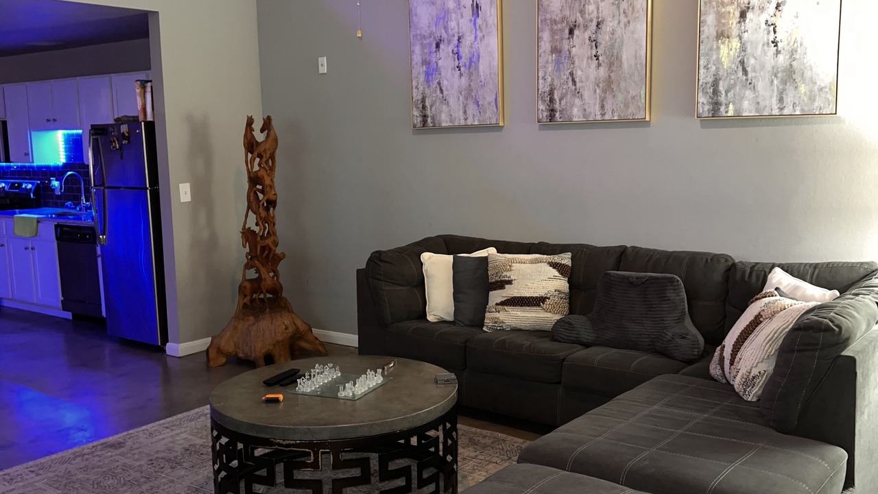 Photo of Livingroom in Las Colinas
