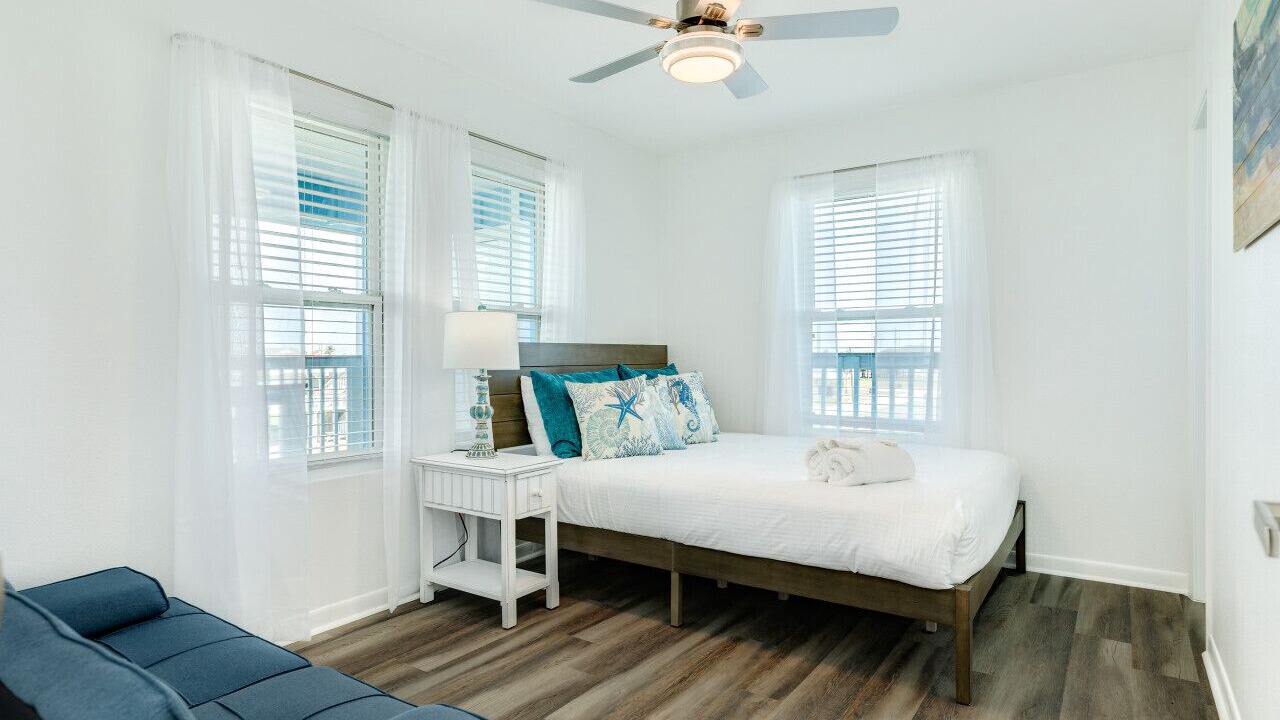 Photo of Bedroom in Jamaica Beach