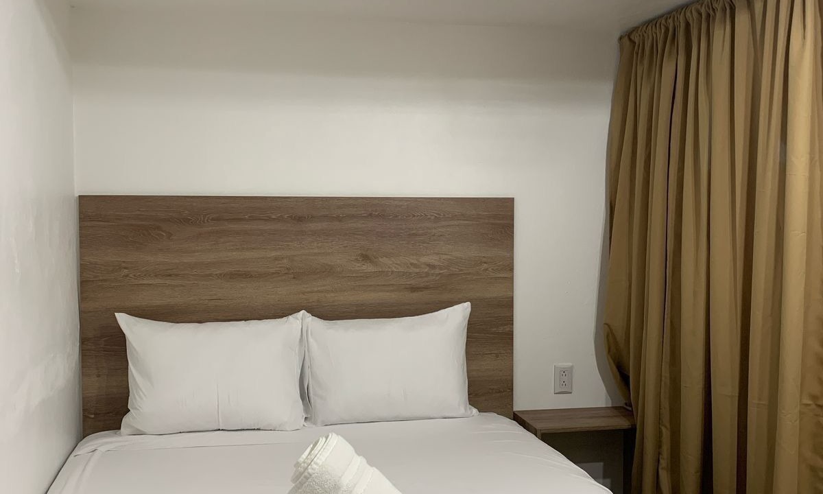 Photo of Bedroom in Flores