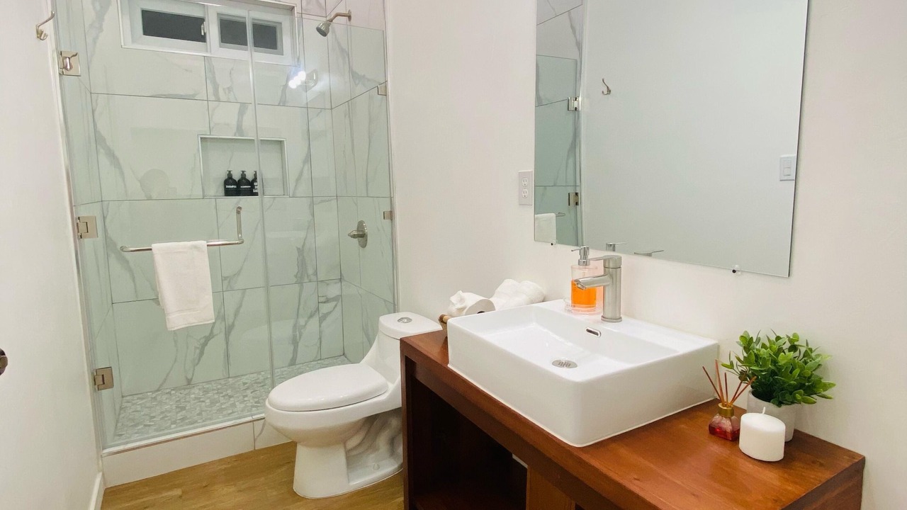 Photo of Bathroom in Flores