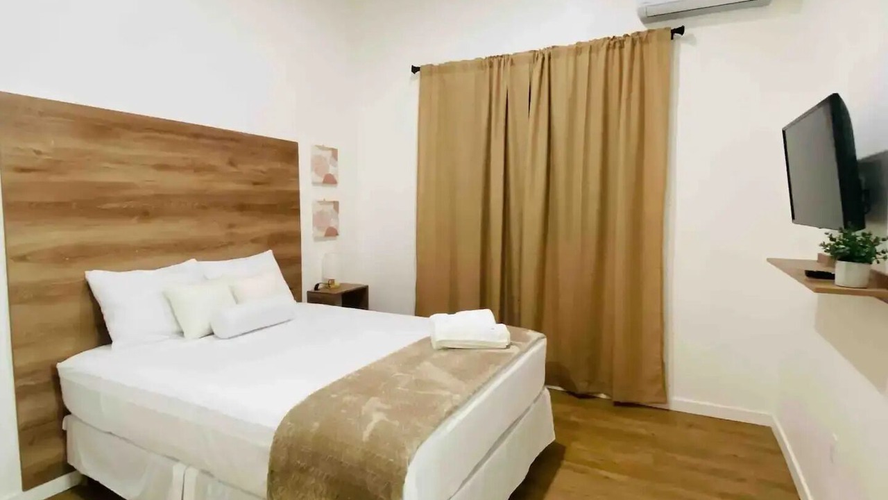 Photo of Bedroom in Flores